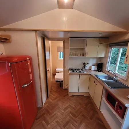 Camping Du Bois Fleuri Fonties-Cabardès